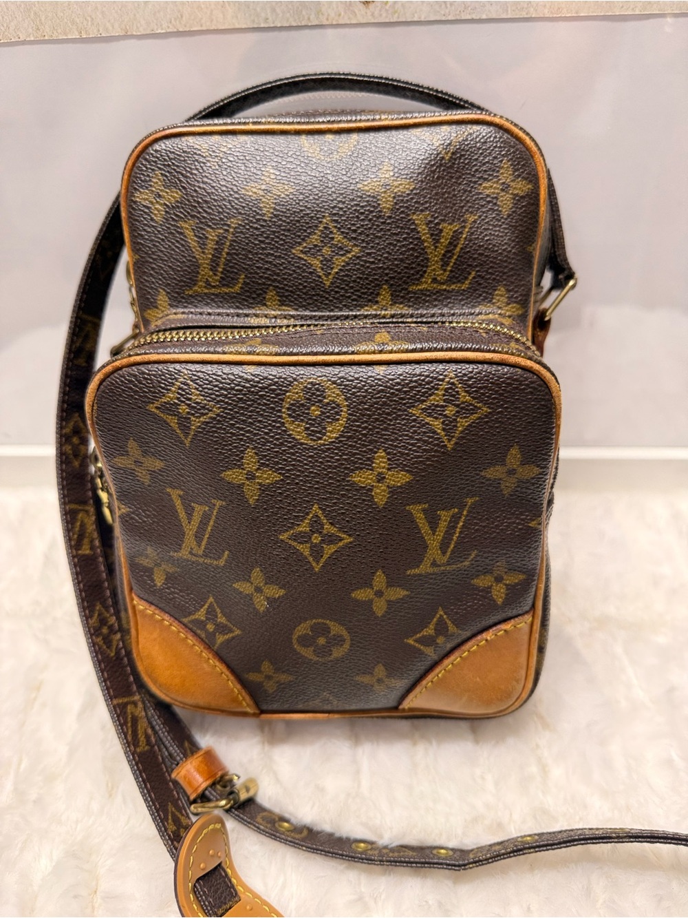 LOUIS VUITTON-SD0051 Amazon Crossbody Monogram Canvas